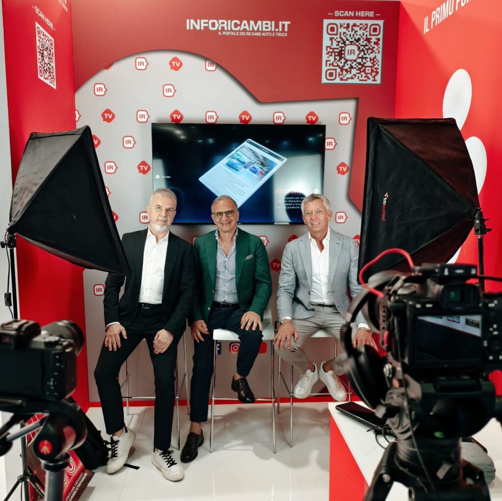 Produzione video fiere Bologna: stand Inforicambi ad Autopromotec